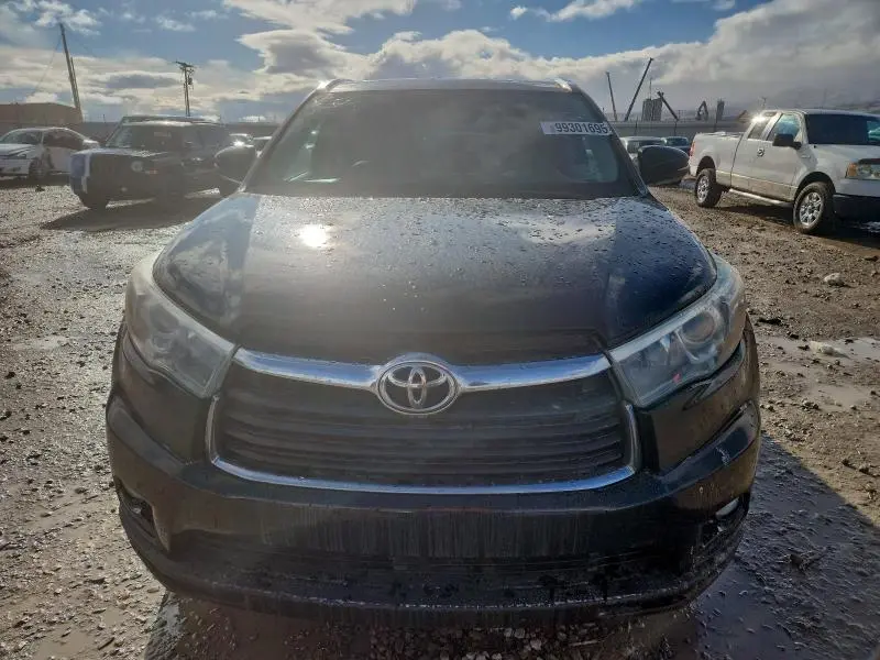 2015 TOYOTA HIGHLANDER XLE  