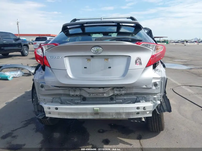 2019 TOYOTA C-HR LE