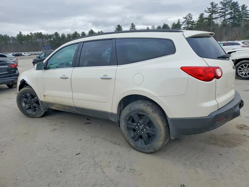 2011 CHEVROLET TRAVERSE LT  