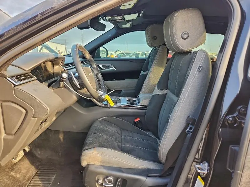 2019 LAND ROVER RANGE ROVER VELAR R-DYNAMIC SE  