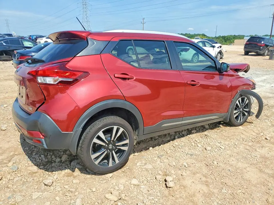 2019 NISSAN KICKS SR  