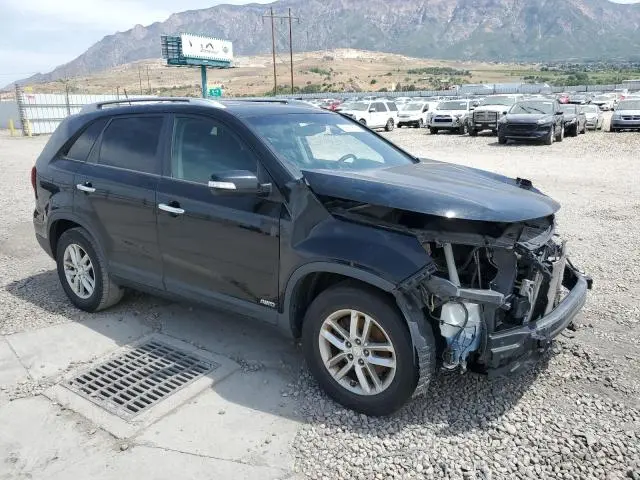 2015 KIA SORENTO LX  