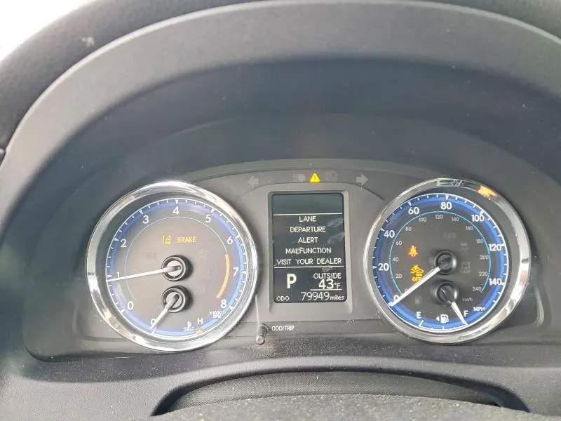 2018 TOYOTA COROLLA LE  