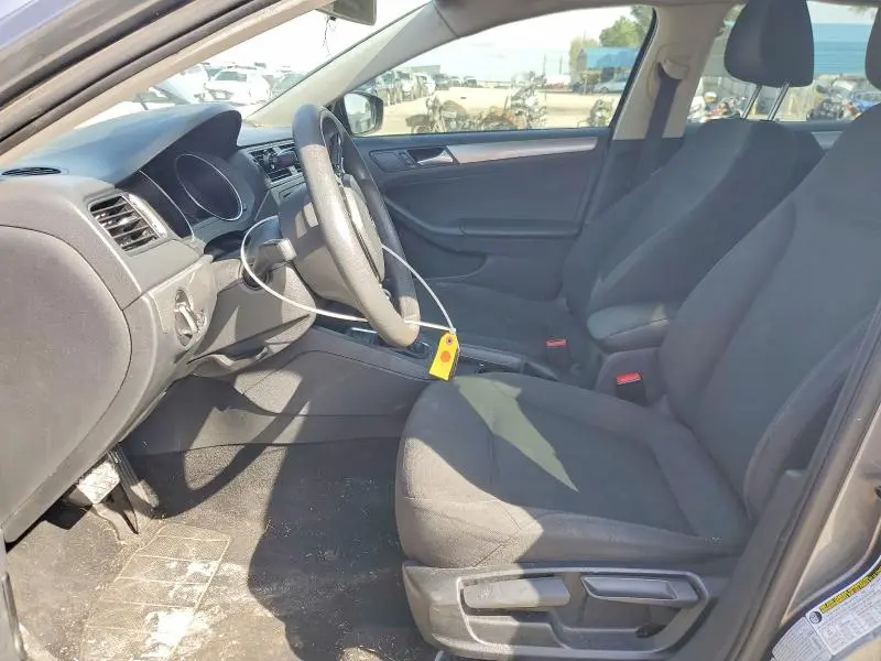 2015 VOLKSWAGEN JETTA SE  