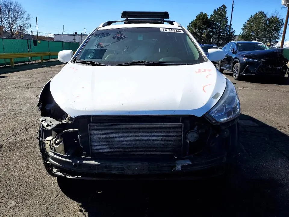 2014 HYUNDAI TUCSON SE  