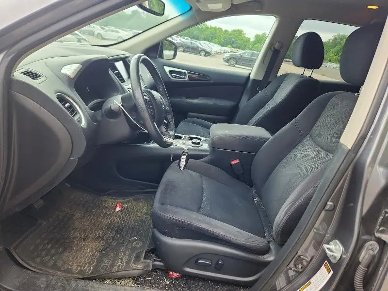 2015 NISSAN PATHFINDER SV  