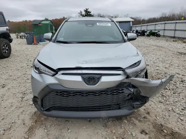 2024 TOYOTA COROLLA CROSS SE  