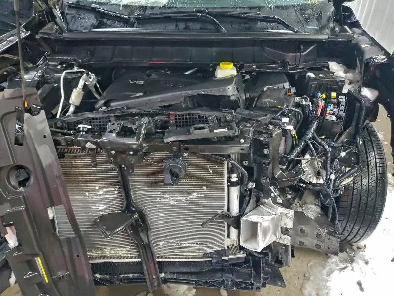 2022 NISSAN PATHFINDER SV  