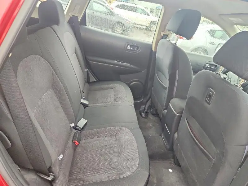 2011 NISSAN ROGUE S  