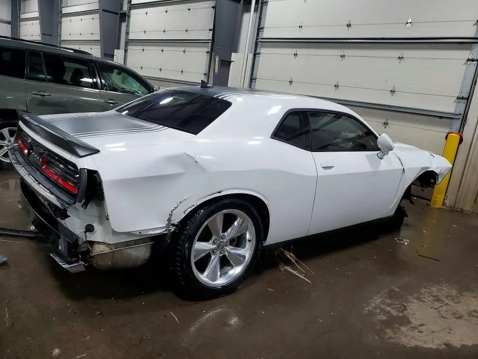 2015 DODGE CHALLENGER SXT PLUS  