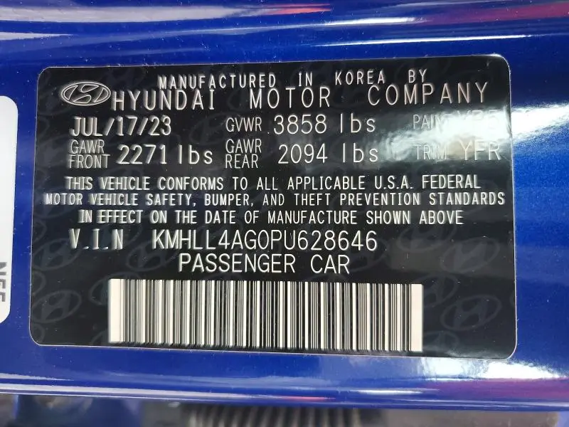 2023 HYUNDAI ELANTRA SE  