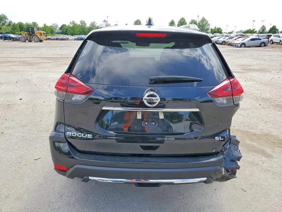 2018 NISSAN ROGUE SL  