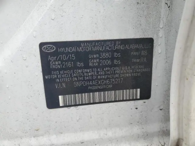 2016 HYUNDAI ELANTRA SE  