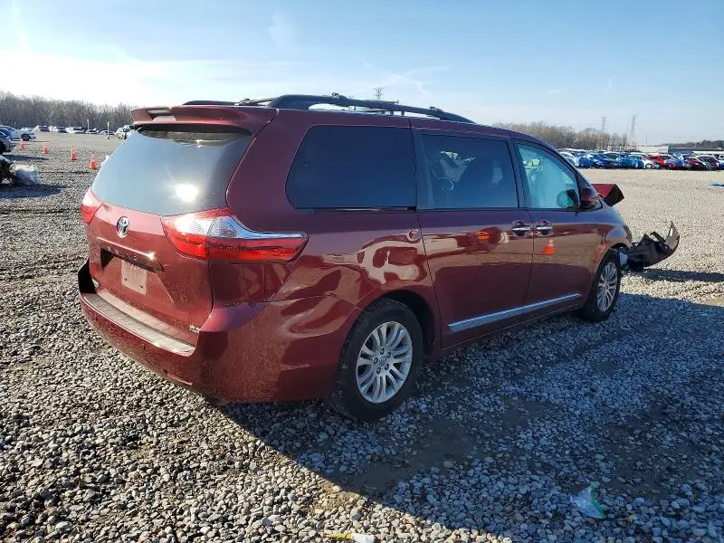 2015 TOYOTA SIENNA   