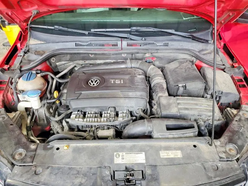 2016 VOLKSWAGEN JETTA SPORT  