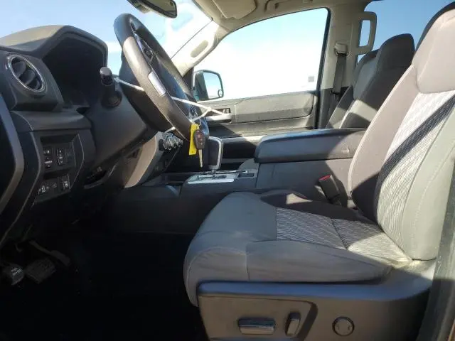 2021 TOYOTA TUNDRA CREWMAX SR5  