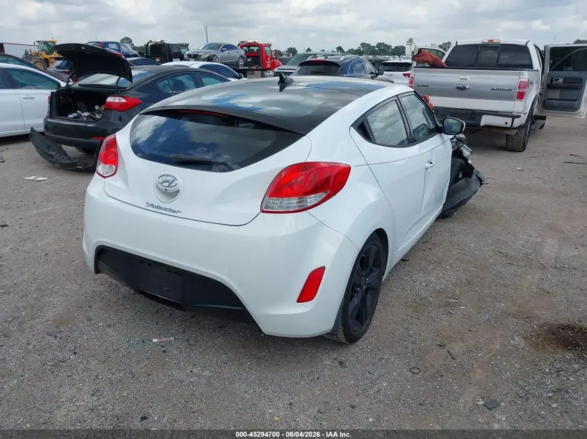 2016 HYUNDAI VELOSTER  