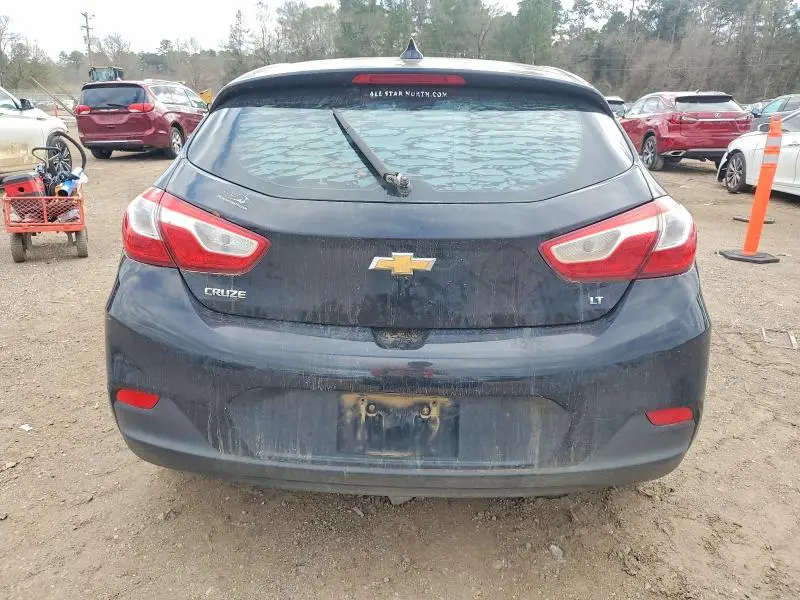 2017 CHEV CRUZE LT   