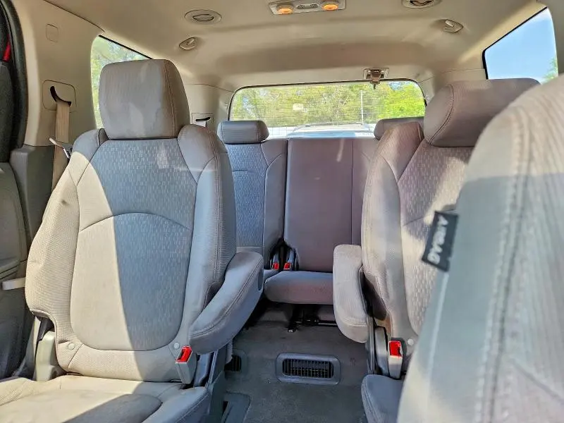 2014 GMC ACADIA SLE  