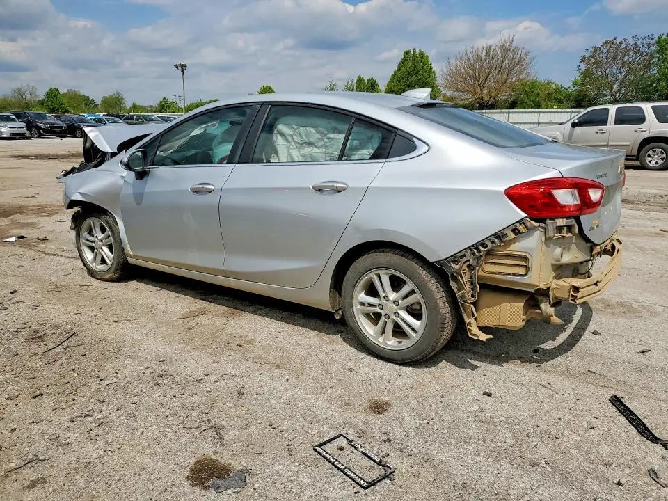 2017 CHEVROLET CRUZE LT  
