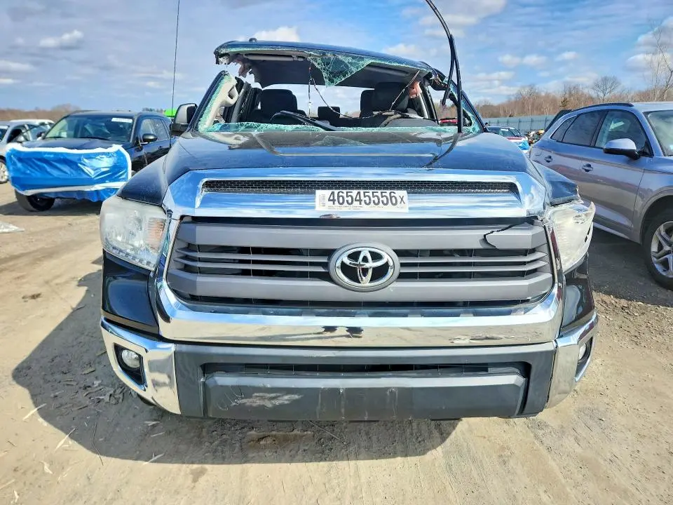 2015 TOYOTA TUNDRA SR5  