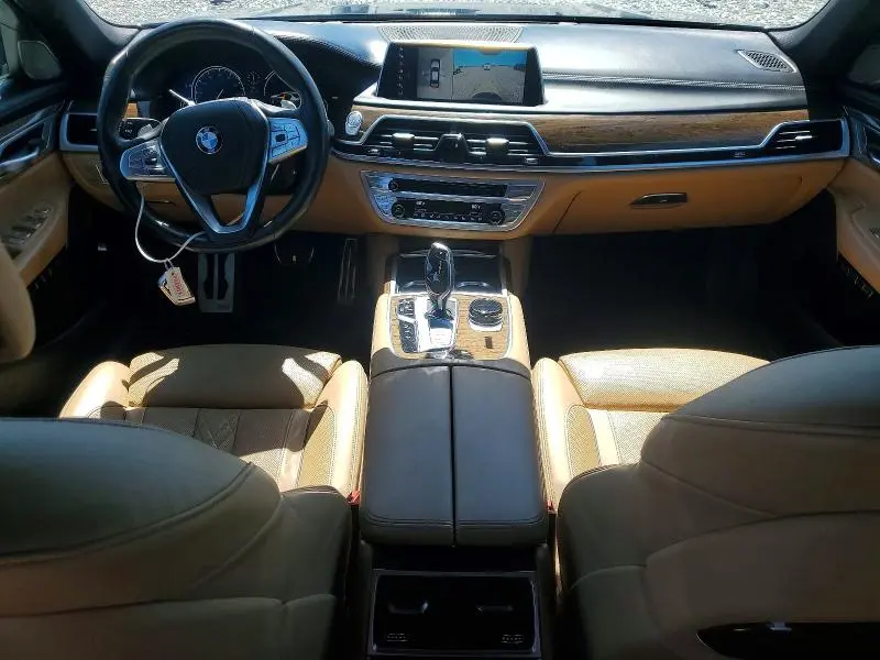 2018 BMW 750 XI  