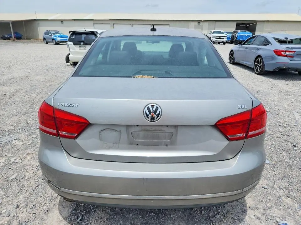 2012 VOLKSWAGEN PASSAT SEL  