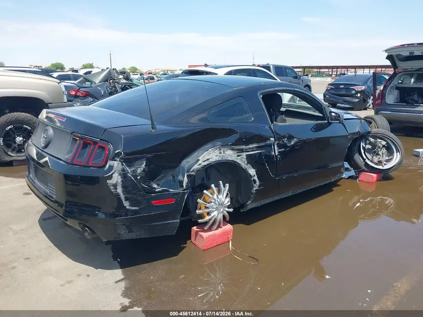 2014 FORD MUSTANG V6