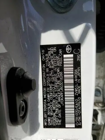 2016 TOYOTA PRIUS   