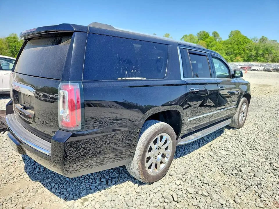 2017 GMC YUKON XL DENALI  