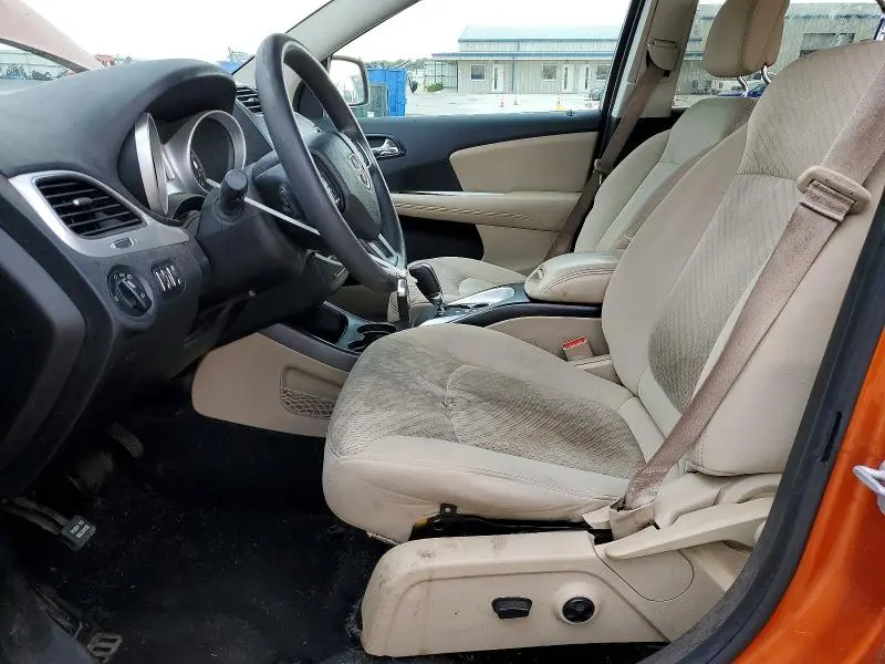 2011 DODGE JOURNEY   