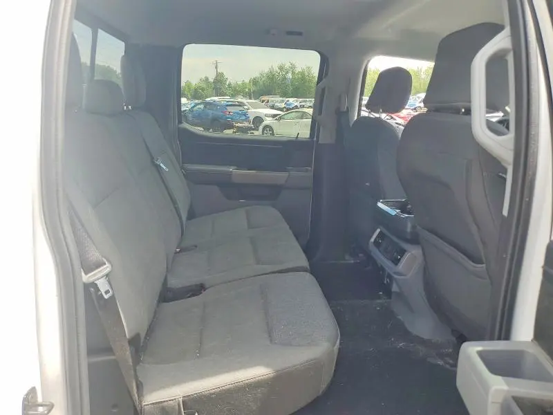 2024 FORD F150 XLT  