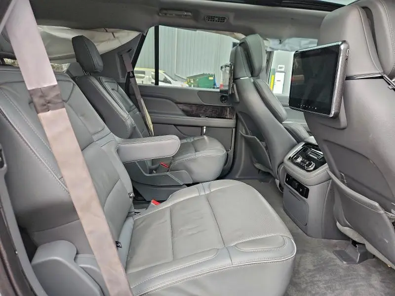 2018 LINCOLN NAVIGATOR RESERVE  