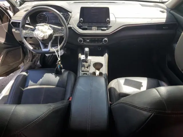 2022 NISSAN ALTIMA SR  