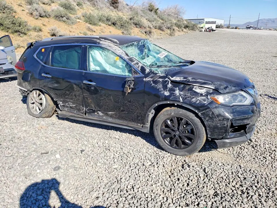 2019 NISSAN ROGUE SV  