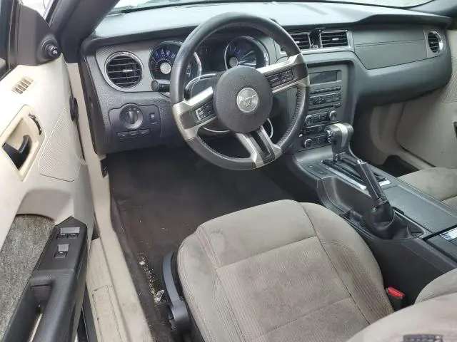 2011 FORD MUSTANG