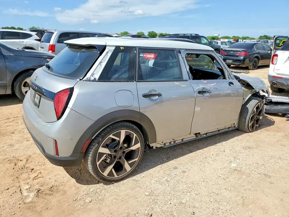 2026 MINI COOPER BASE  
