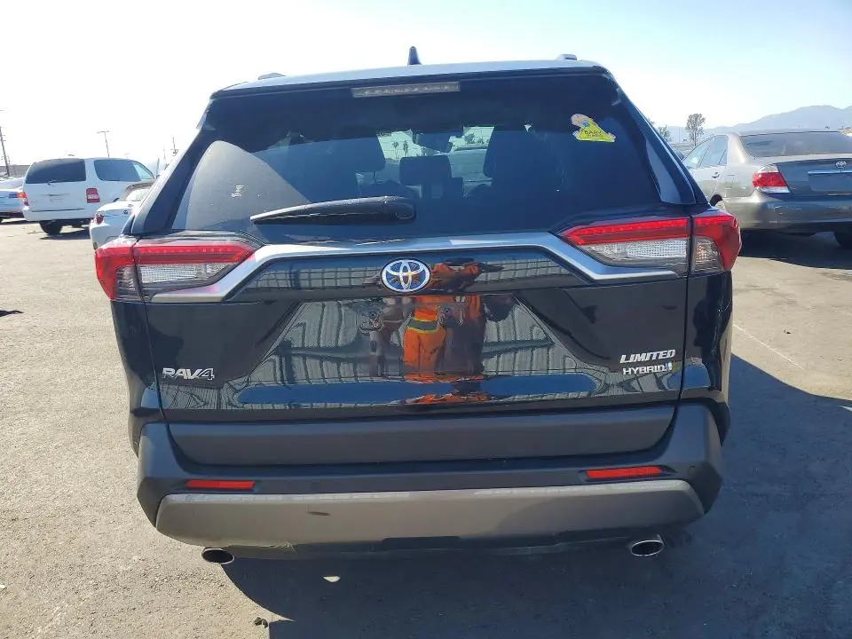 2020 TOYOTA RAV4 LIMITED  