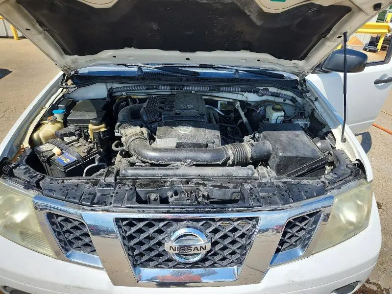 2012 NISSAN FRONTIER S  