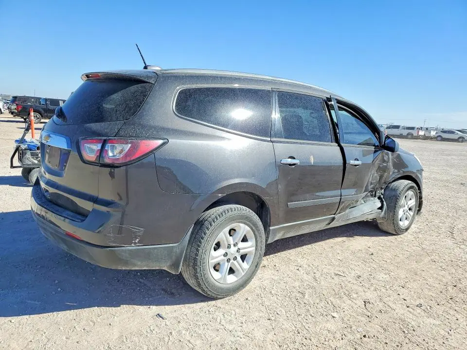 2017 CHEVROLET TRAVERSE LS  