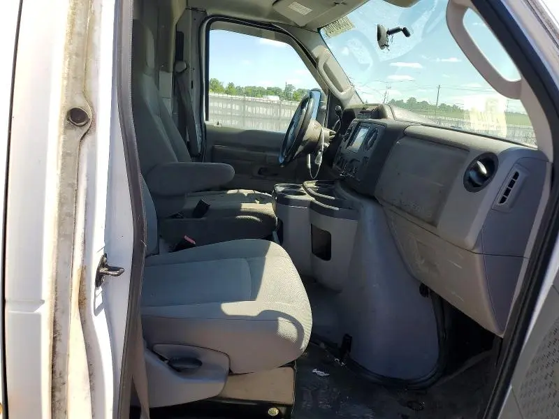 2011 FORD ECONOLINE E350 SUPER DUTY CUTAWAY VAN  