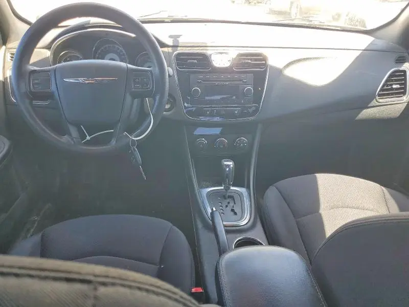 2014 CHRYSLER 200 LX  