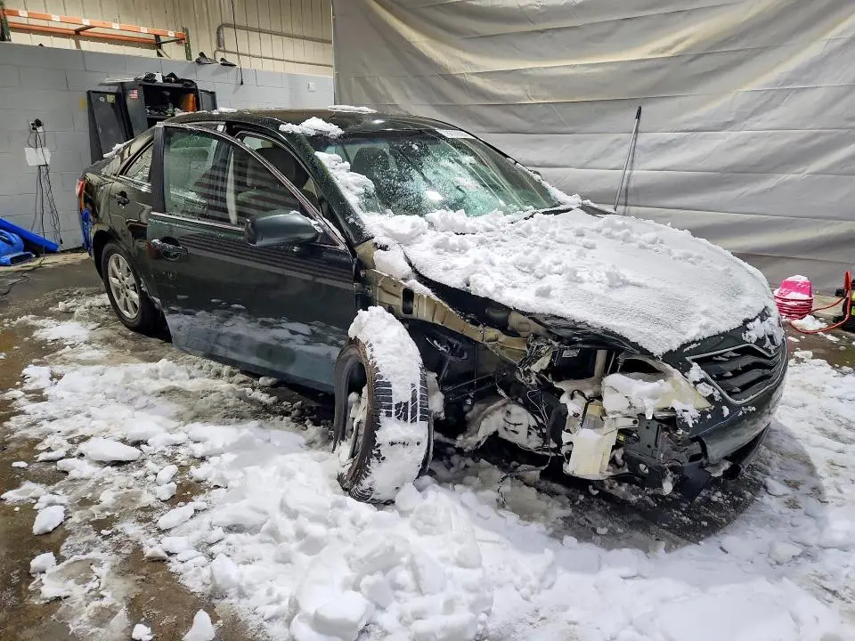 2011 TOYOTA CAMRY   