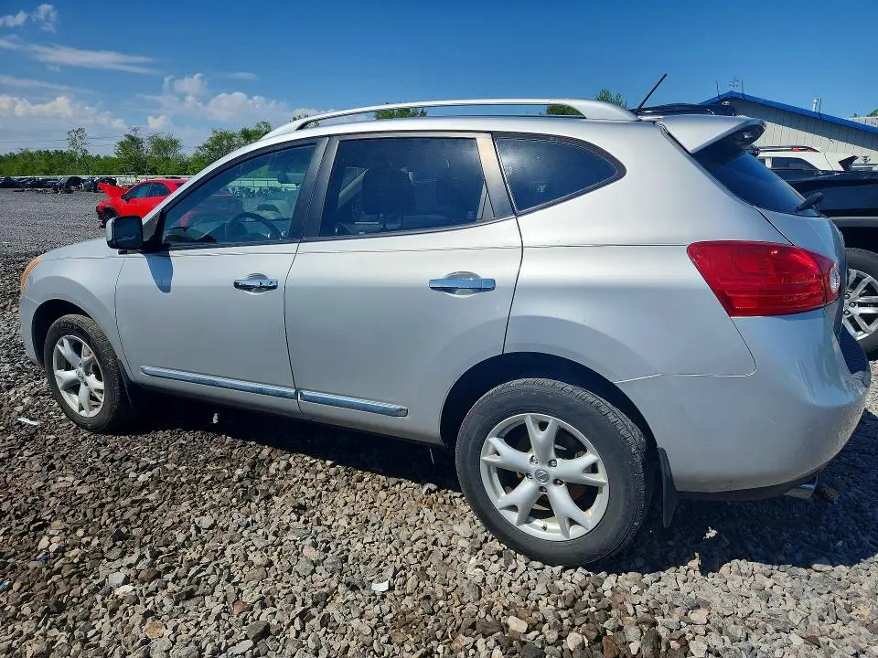 2011 NISSAN ROGUE S  