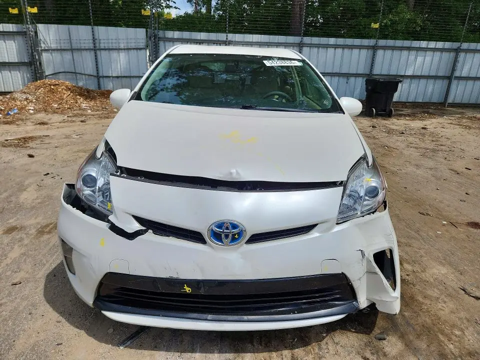 2013 TOYOTA PRIUS THREE  