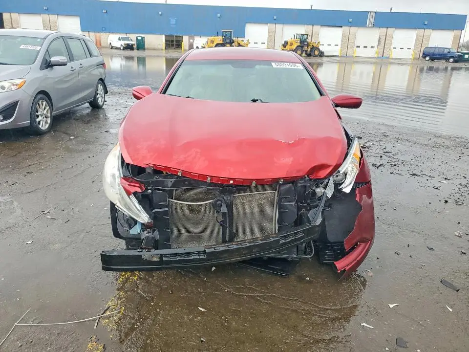 2012 HYUNDAI SONATA GLS  