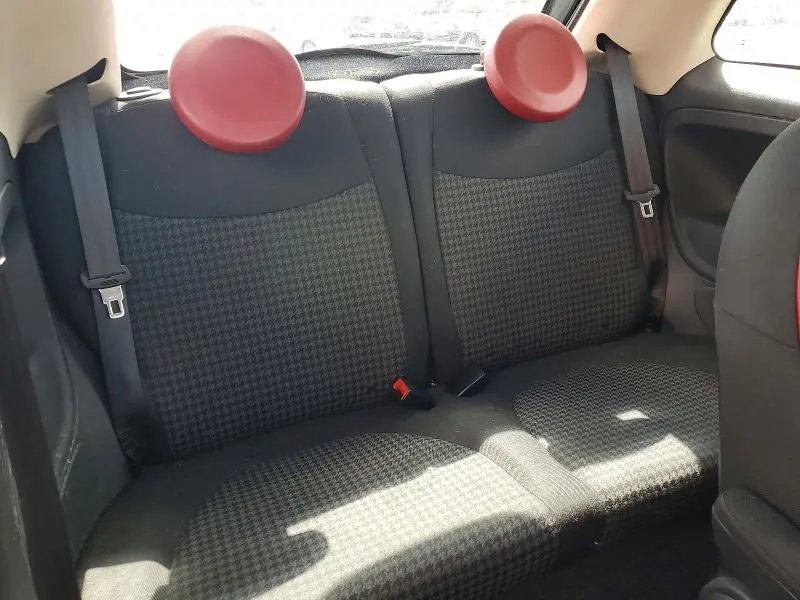 2017 FIAT 500 POP  