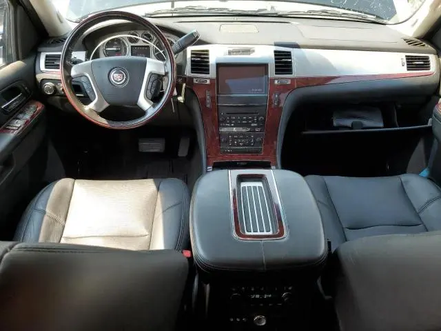 2014 CADILLAC ESCALADE LUXURY  