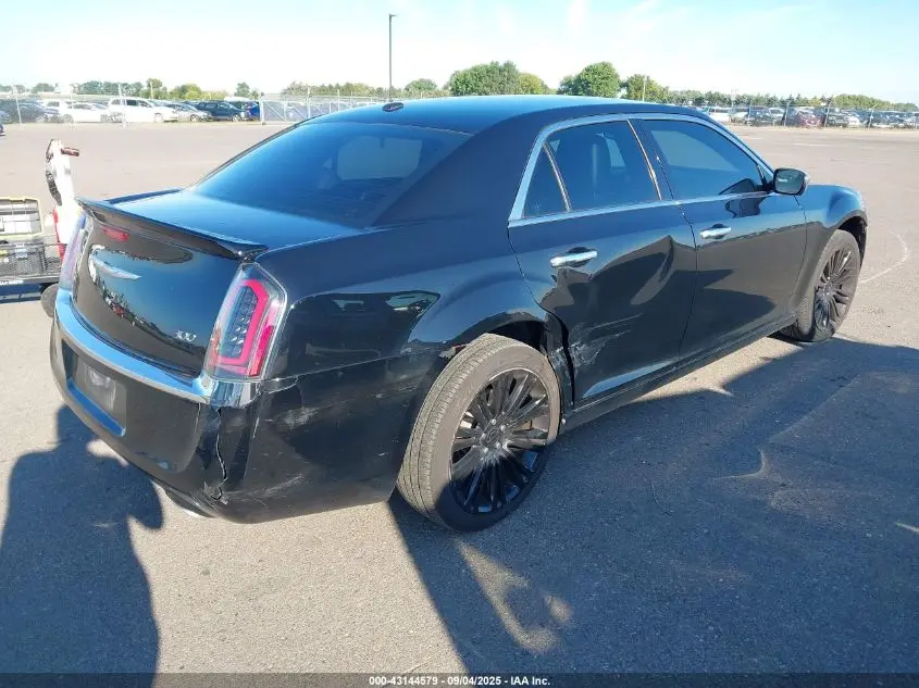 2012 CHRYSLER 300 LIMITED