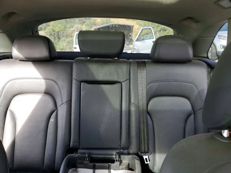 2011 AUDI Q5 PREMIUM PLUS  